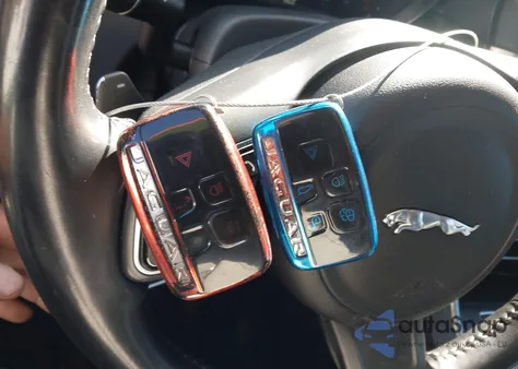 2016 Jaguar Xf 35T Prestige из США, поврежденный, VIN SAJBE4BV1GCY06384